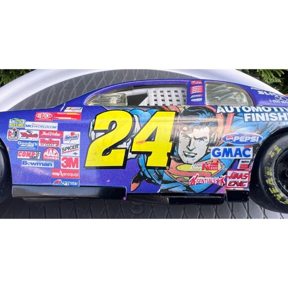 Jeff Gordon 1:24 Scale Die-Cast NASCAR Dupont Superman Car #24 Collectible Model - Picture 7 of 9